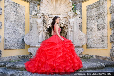 Capturing Radiance: Quinceañera Photography & Stunning Quince Dresses. Shoot by Quinceanera photo studio 305.918.4040